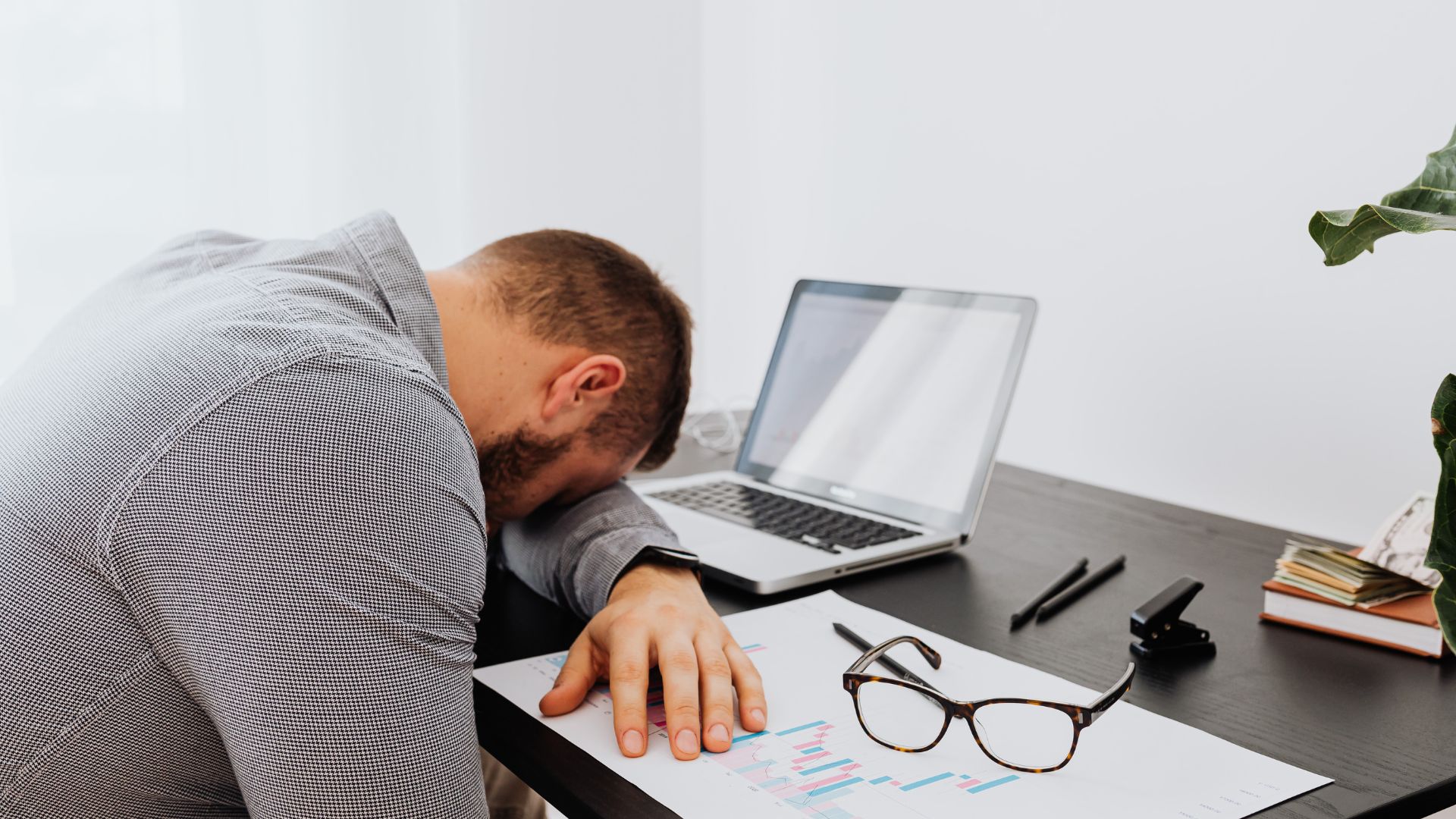 Por que estou sempre cansado e sem energia?